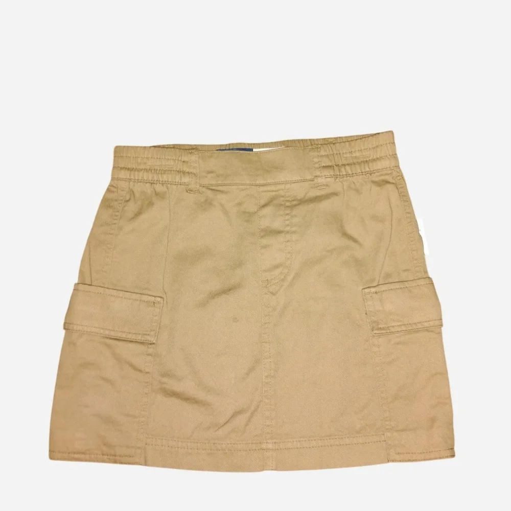 NWT Old Navy Girls Khaki Cargo Skirt - Size Medium (8) - Elastic Waist